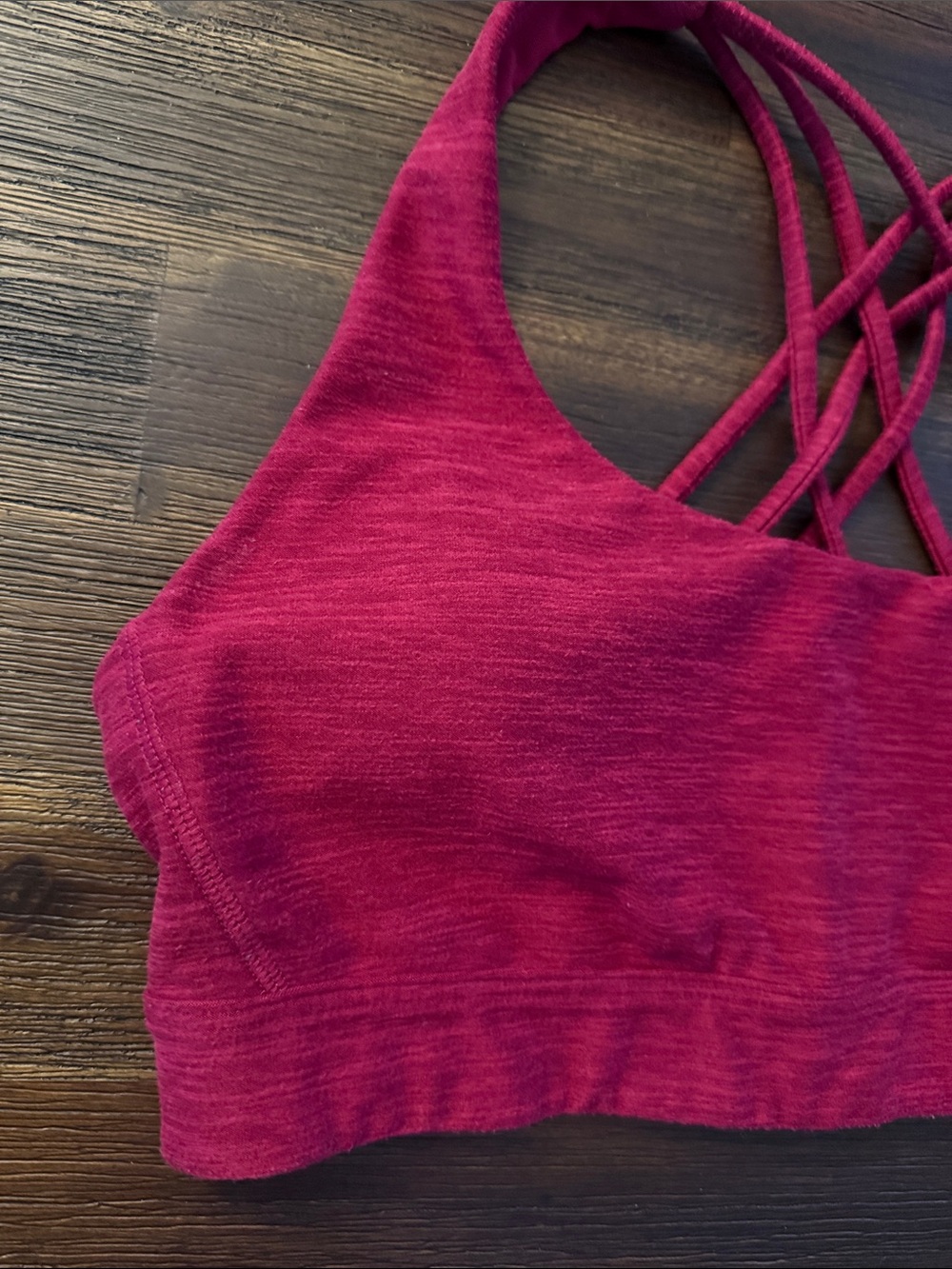 Victoria’s Secret Incredible Essential Red Strappy Back Sports Bra Medium - Picture 2 of 8